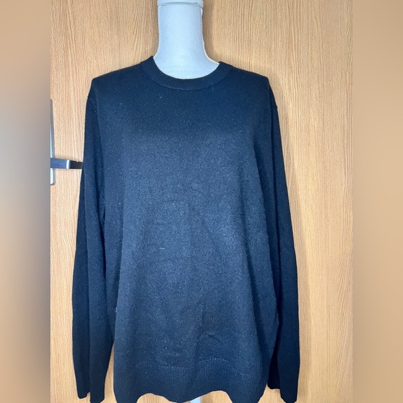 Banana Republic Men’s 100% cashmere black sweater size L - Picture 1 of 4